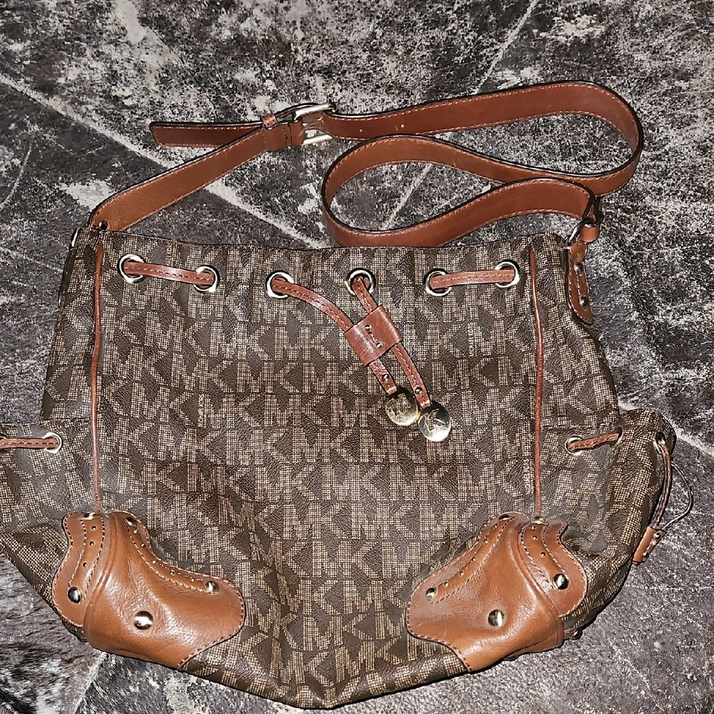 Vintage But Never used Michael Kors Purse.